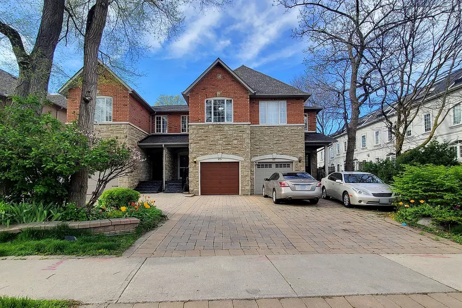 47A Benson AVE, Richmond Hill, ON L4C 4E5