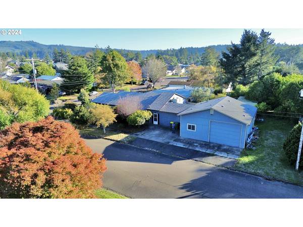 589 Ivy ST, Florence, OR 97439