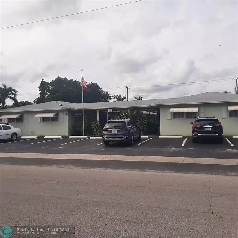 Hollywood, FL 33020,2451 Lincoln St  #7