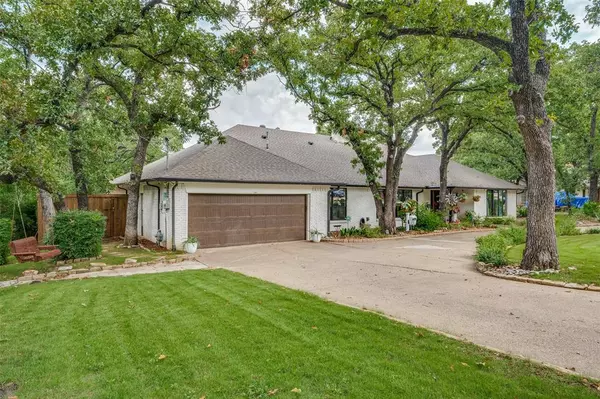 Highland Village, TX 75077,196 Lakeland Drive