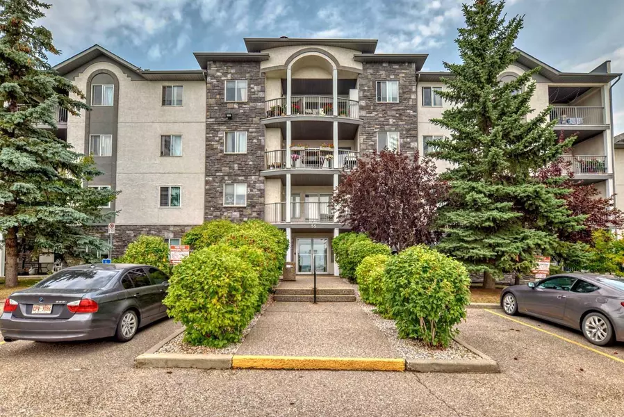 55          Arbour Grove Close NW #206, Calgary, AB T3G 4K3