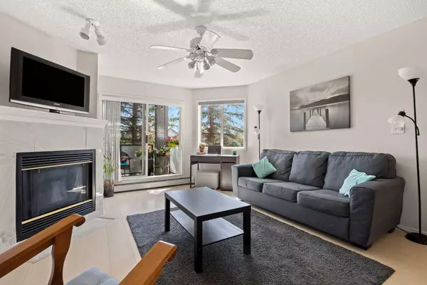 Calgary, AB T3H 3K7,30 Sierra Morena Mews Southwest #206