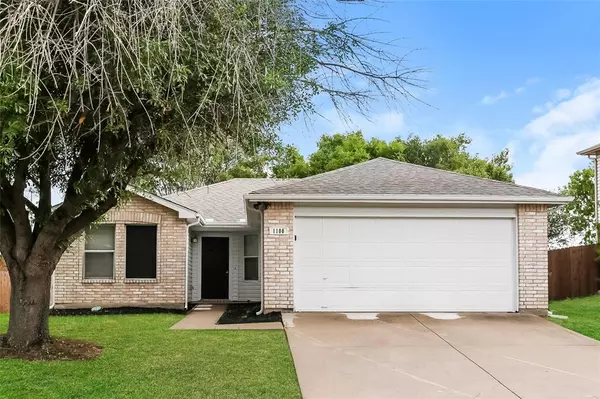 1100 Mazourka Drive, Arlington, TX 76001