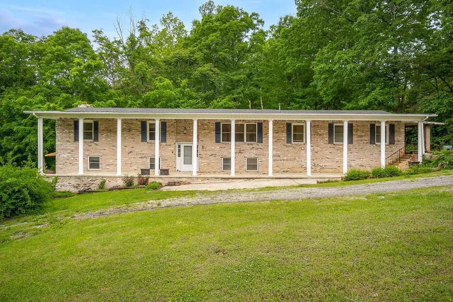 434 Windle Community Rd., Livingston, TN 38570