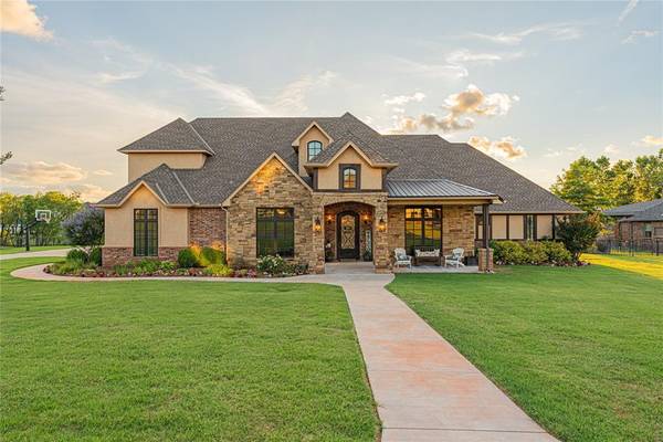 21687 Coffee Tree Circle, Edmond, OK 73012