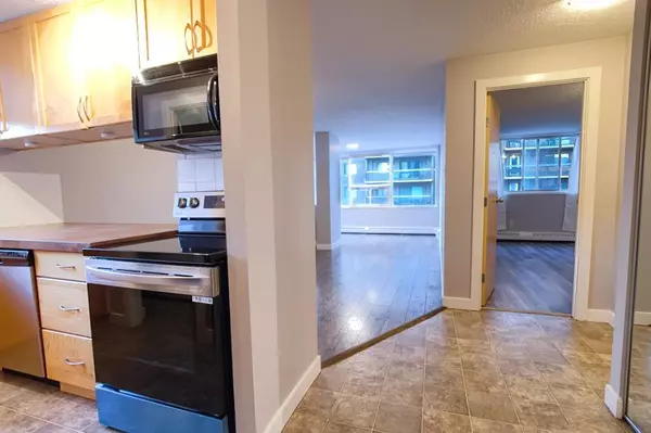 Calgary, AB T2R 0R5,626 15 AVE SW #504