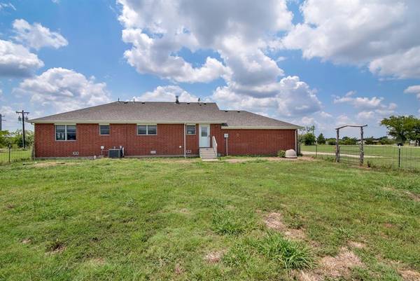 Gunter, TX 75058,1688 Sharp Road