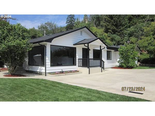 591 FAIRCHILD ST, Canyonville, OR 97417