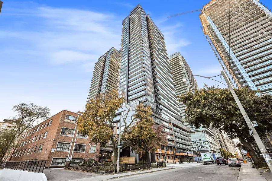 117 Broadway AVE #203N, Toronto C10, ON M4P 1V3