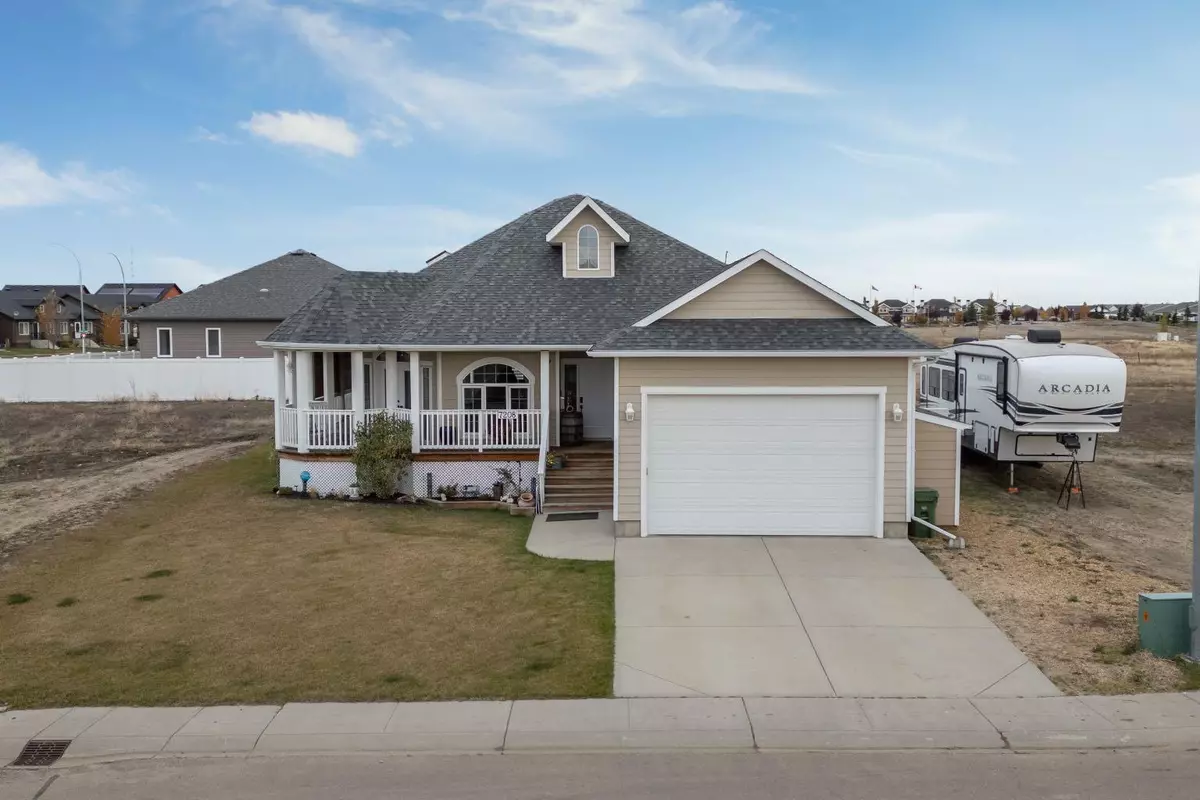 Camrose, AB T4V 5E1,7208 44 Avenue Close