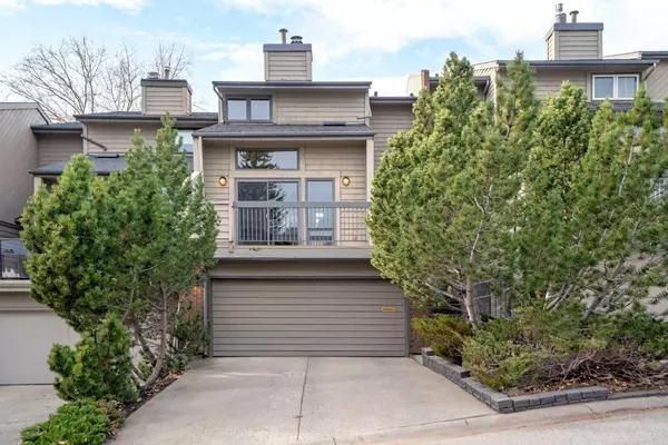 Calgary, AB T3A 2M5,36 Edgemont Estates RD NW