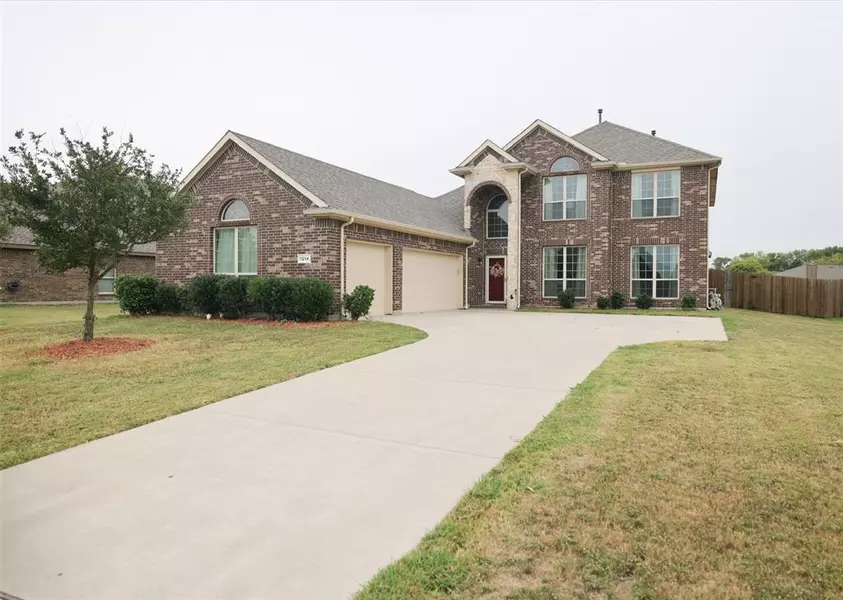 1214 Crest Ridge Drive, Glenn Heights, TX 75154