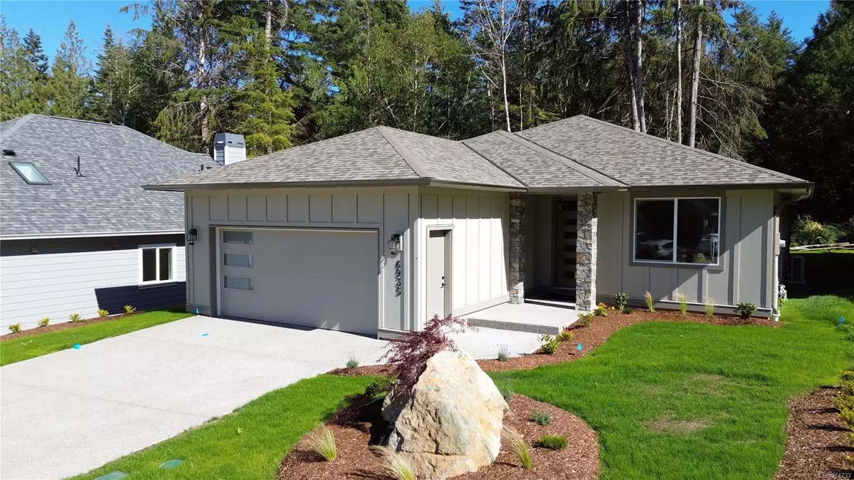 Sooke, BC V9Z 1P9,6935 Ridgecrest Rd