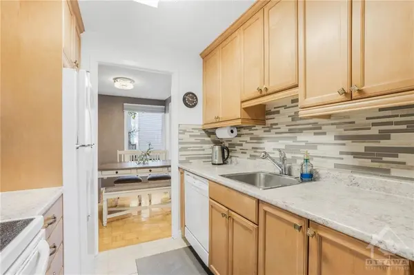 Ottawa, ON K2J 1M8,55 MALVERN DR