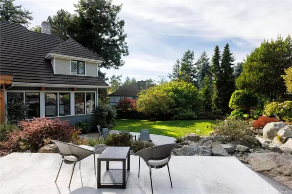 Saanich, BC V8N 5W8,3960 Wedgepoint Terr