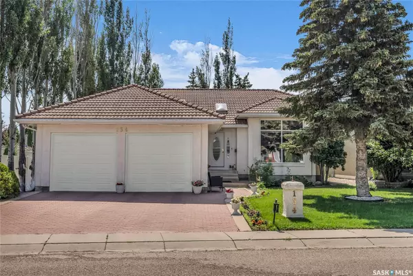 Saskatoon, SK S7V 1A1,134 Braeshire LANE