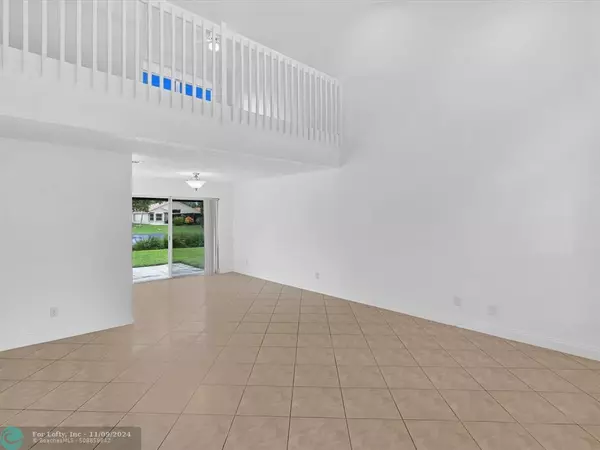 Boynton Beach, FL 33436,8233 White Rock Cir