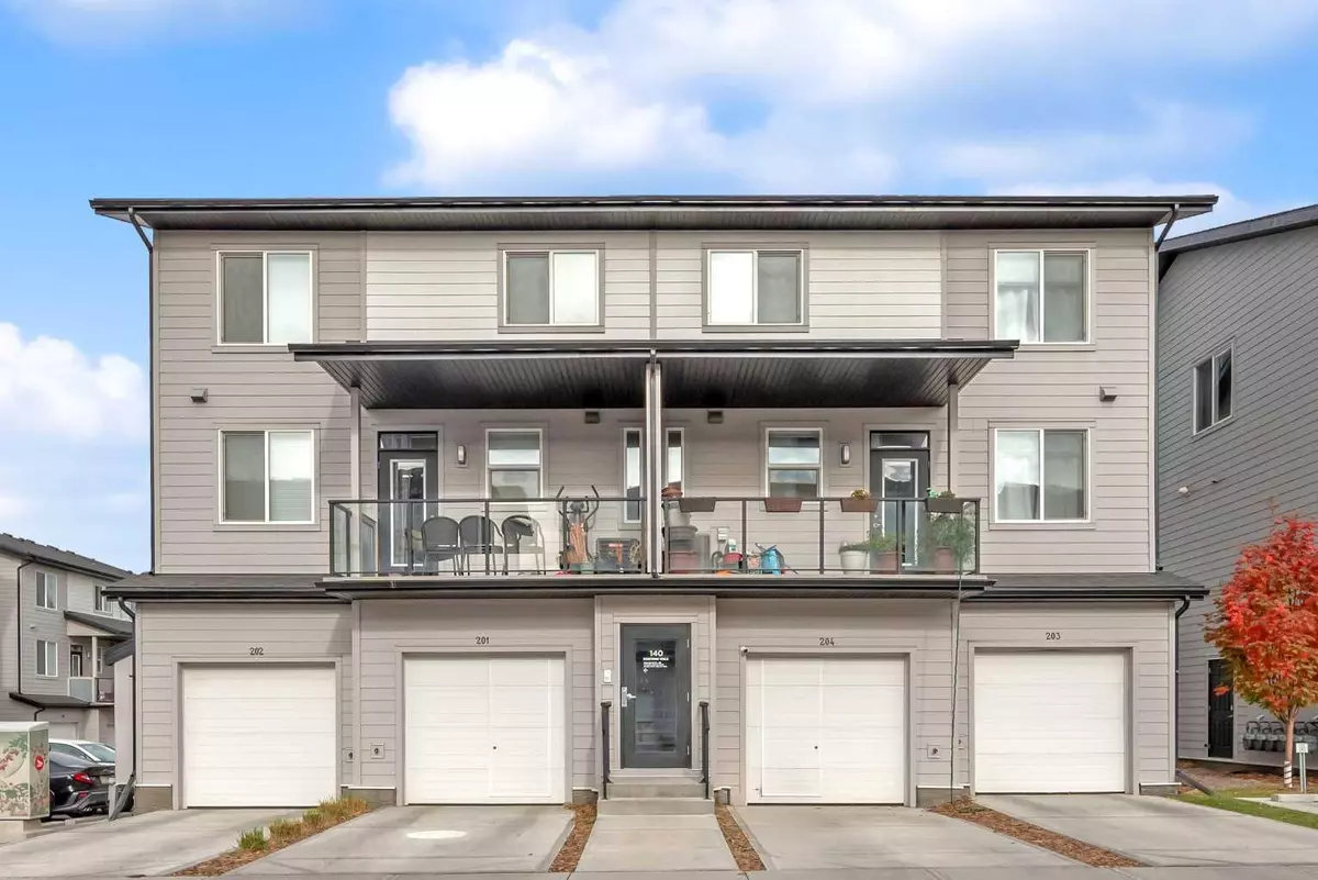 Calgary, AB T3N1M6,140 Redstone WALK NE #202