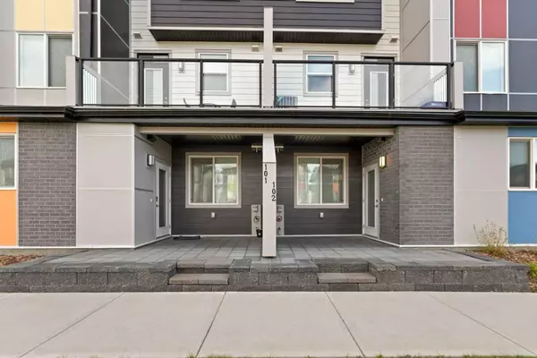 Calgary, AB T2N 1M6,130 Redstone WALK NE #102