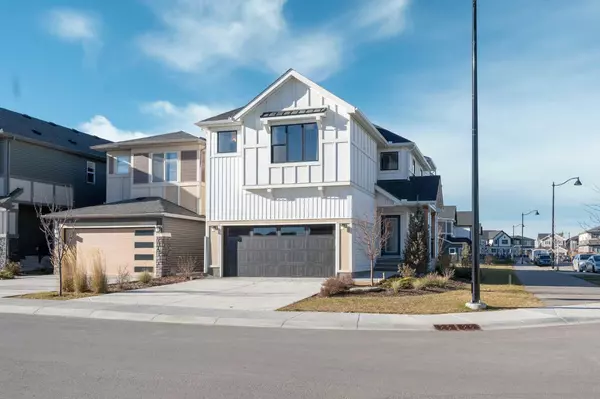 5 Homestead Close NE, Calgary, AB T3J 2H2