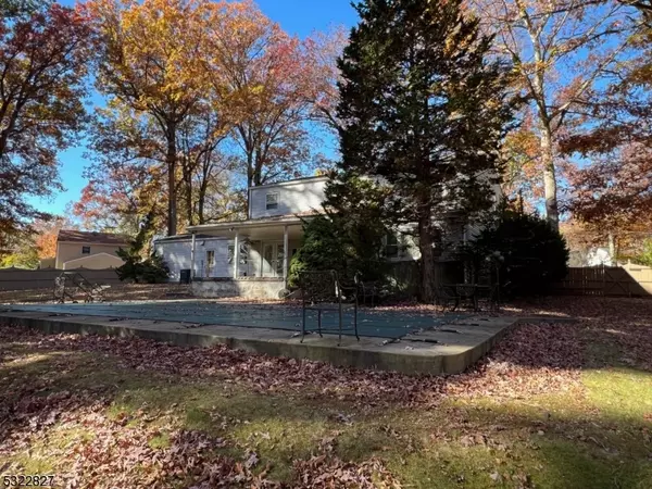 Parsippany-troy Hills Twp., NJ 07054,11 Camelot Way