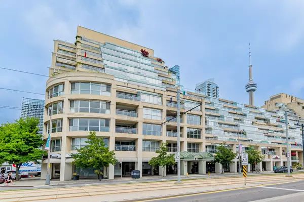 Toronto C01, ON M5V 2Y5,480 Queens Quay W #403