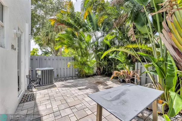 Wilton Manors, FL 33334,816 NE 28th St  #816