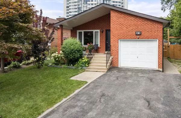 Mississauga, ON L4W 1L1,4135 Hickory DR