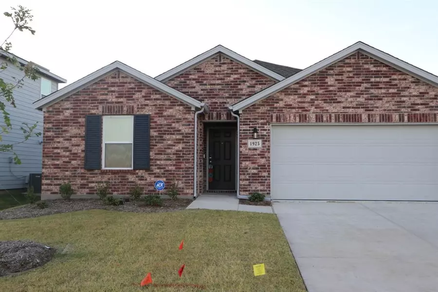 1935 Coleto Road, Crandall, TX 75114