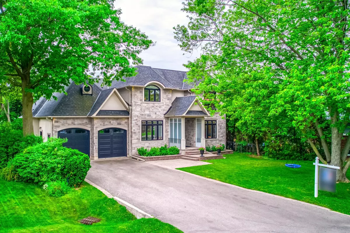 Oakville, ON L6L 3N7,332 Sawyer RD