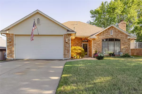 1203 Castle Creek Street, Shawnee, OK 74804