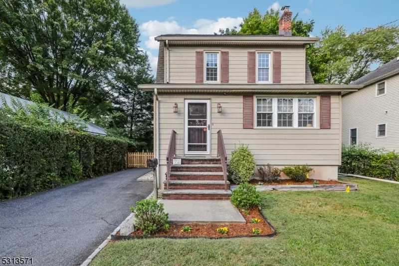 72 Daily St, Nutley Twp., NJ 07110