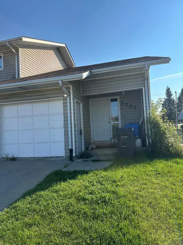 5007 53 ST, Rocky Mountain House, AB T4T 0A4