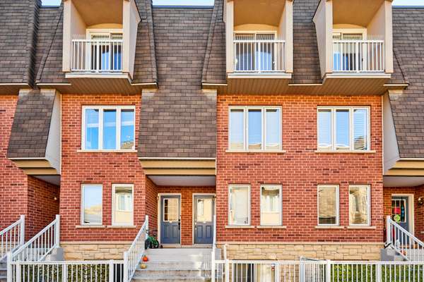 55 Foundry AVE #64, Toronto W02, ON M6H 4K7