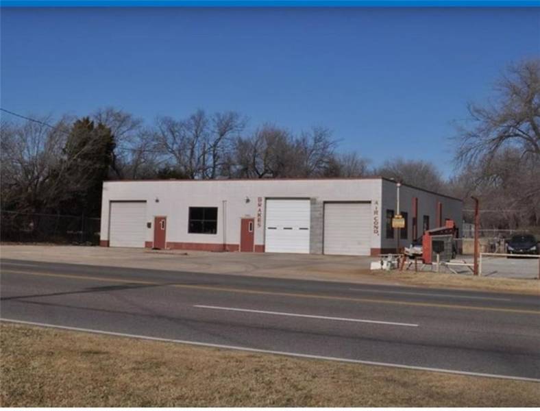 3901 NE 23 Street, Oklahoma City, OK 73121