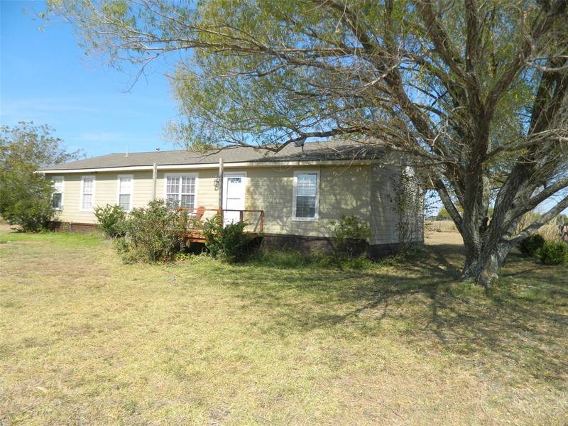 2438 County Road 3715, Leonard, TX 75452