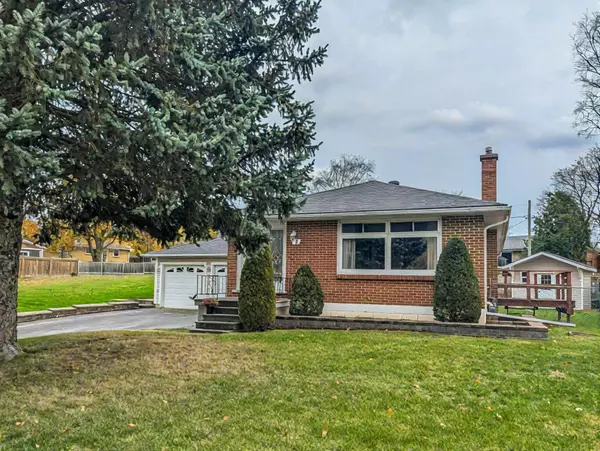 Barrie, ON L4M 2J7,5 Creswick CT