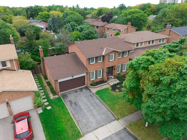 Oakville, ON L6H 3J7,444 Lincoln Gate