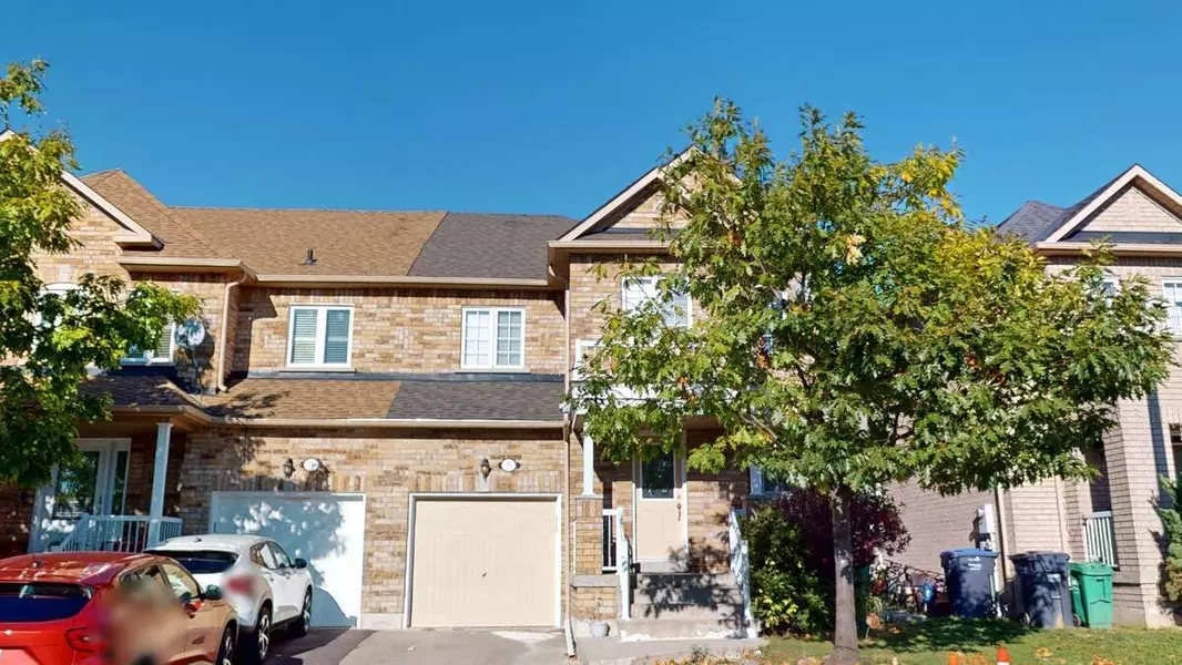 71 Beavervalley DR, Brampton, ON L7A 3R3