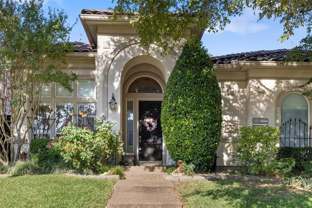 Plano, TX 75024,6421 Riveredge Drive