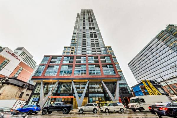 108 Peter ST #1517, Toronto C01, ON M5V 0W2