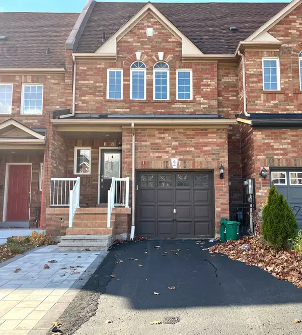 121 Dooley CRES, Ajax, ON L1T 4J3