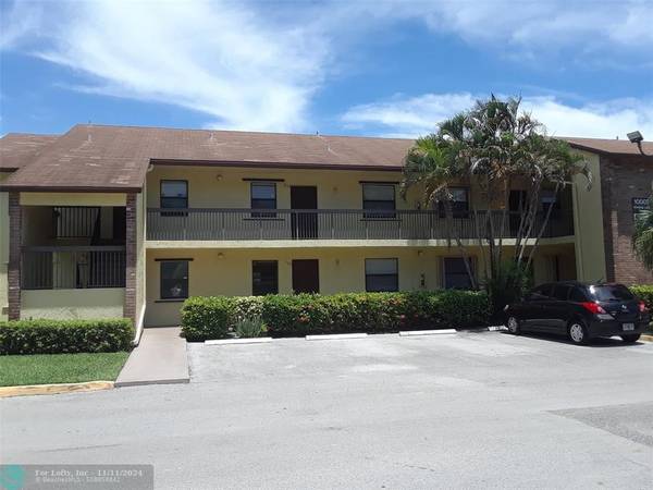 Sunrise, FL 33351,10007 Winding Lake Rd  #202