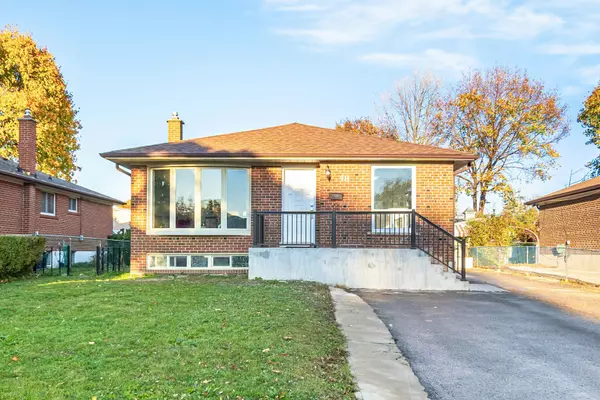 18 Sanford CRES, Brampton, ON L6X 2C3