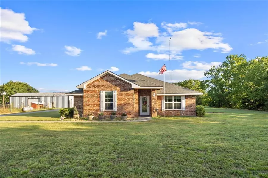 1969 County Road 3308, Greenville, TX 75402