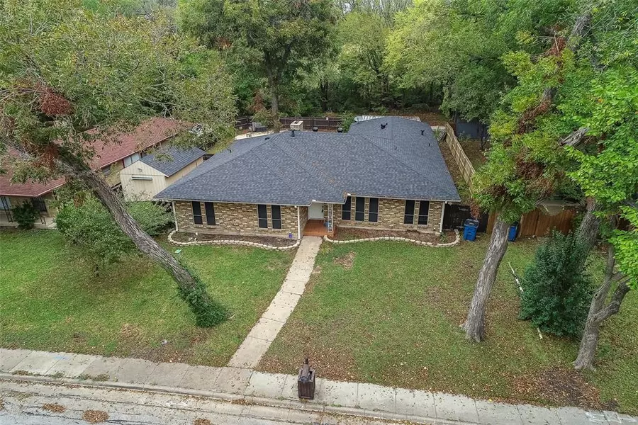 227 Hanna Avenue, Desoto, TX 75115