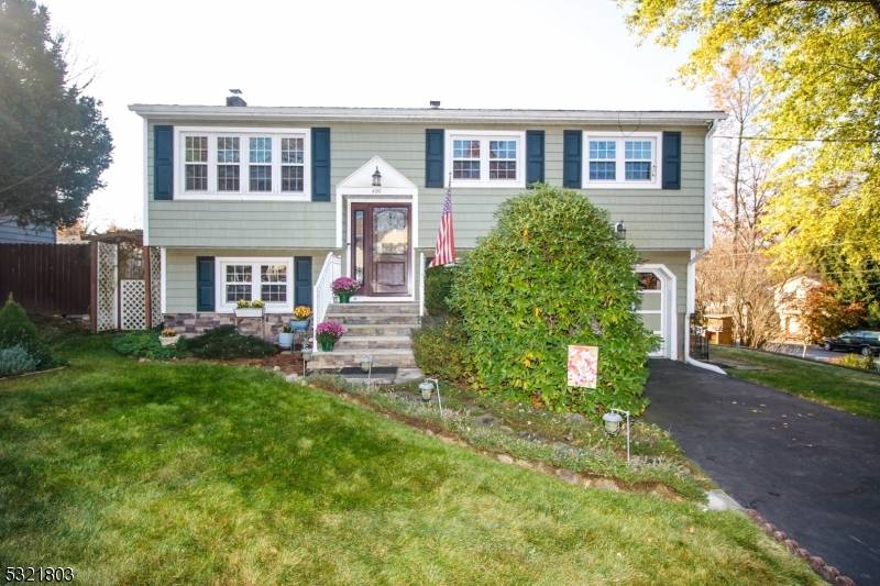 498 Dinah Rd, Roxbury Twp., NJ 07850