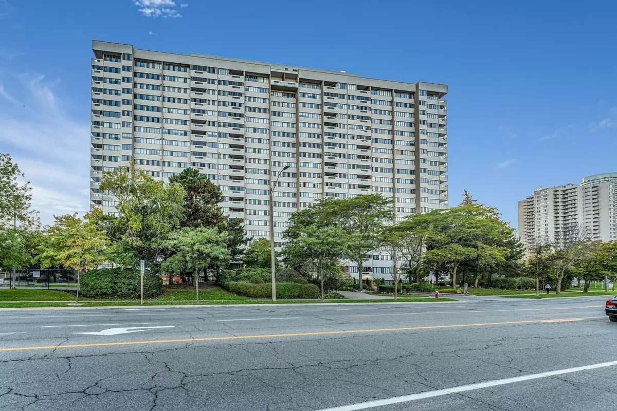 Mississauga, ON L5A 3T8,1580 Mississauga Valley BLVD #1008