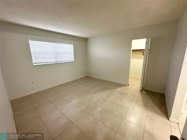 Pembroke Park, FL 33023,5525 SW 41st St  #117