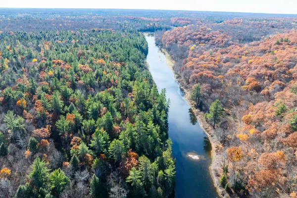 Lake Of Bays, ON P0B 1A0,0 Fairy Falls RD